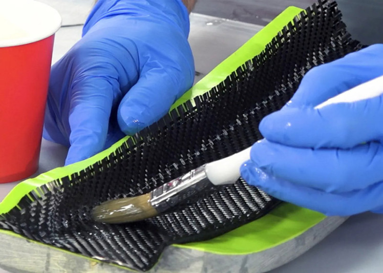 لایه گذاری قطعات کامپوزیتی چیست؟